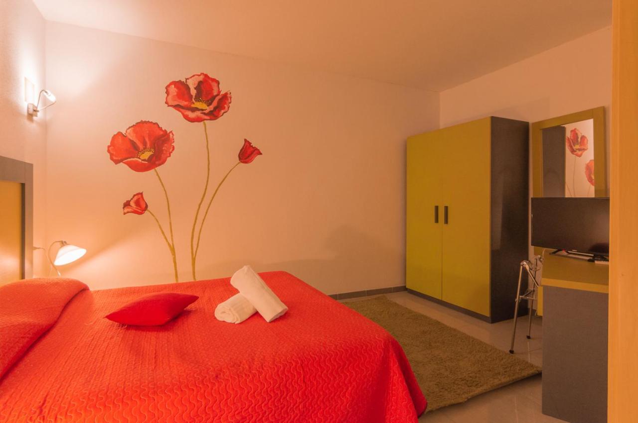 Delta Rooms Olbia Buitenkant foto