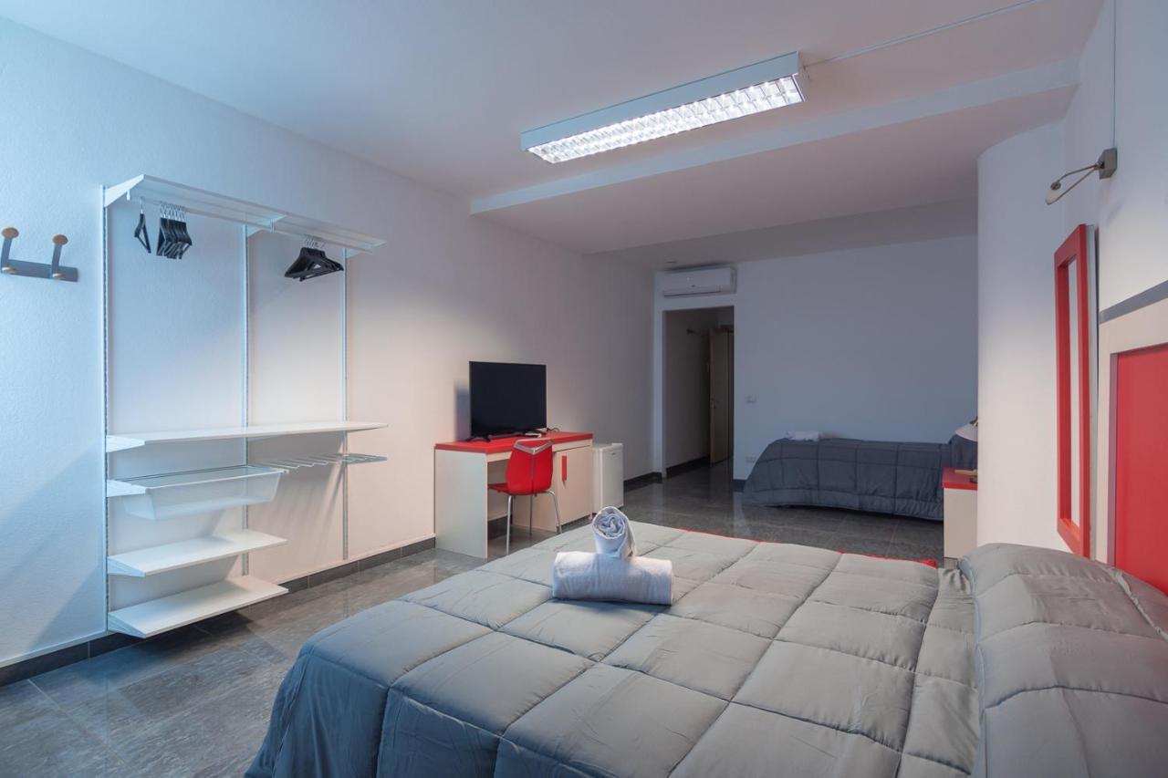 Delta Rooms Olbia Buitenkant foto