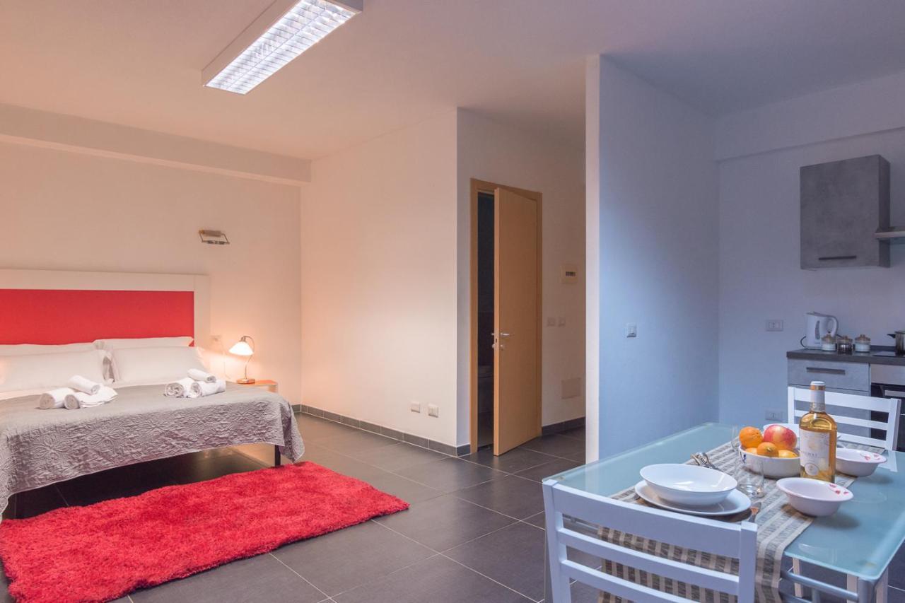 Delta Rooms Olbia Buitenkant foto