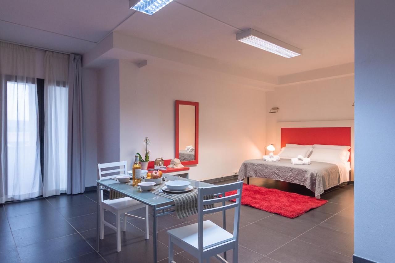 Delta Rooms Olbia Buitenkant foto